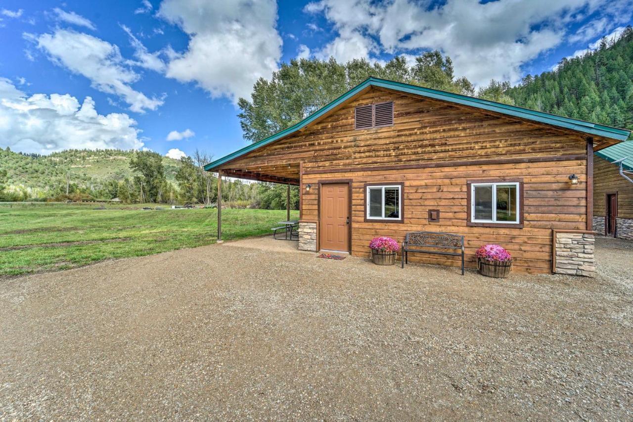 Serene Dolores Cabin With Patio And River Access! Buitenkant foto